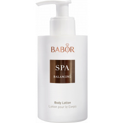 Una loción ligera que mima el cuerpo con una fragancia de bergamota, cedro y vainilla. Body Lotion